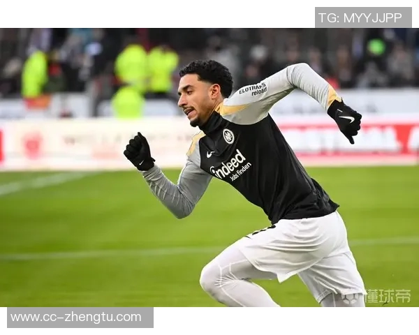 德天空报道法兰克福计划今夏引进阿贾克斯17岁中场新星斯图尔